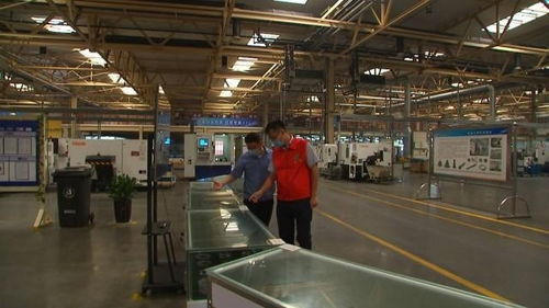 姜堰1700多名驻厂员闻令而动 精准服务技术开发 护航企业高质量发展